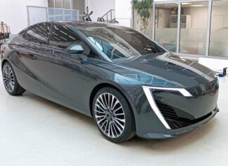 «Молния»: первый обзор нового российского седана