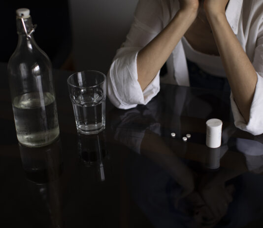 Вывод из запоя на дому: профессиональная помощь и безопасность