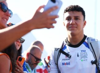 «Не планируем ничего менять по ходу сезона»: Мекис — о Хаджаре в Red Bull