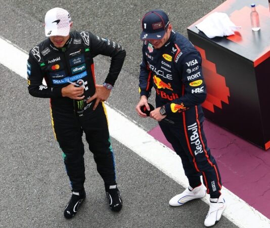 «Не зацикливайся на сходе». Макс Ферстаппен дал совет Норрису