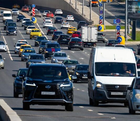 Новые штрафы и рост цен. Глава НАС — о том, что ждет водителей в России