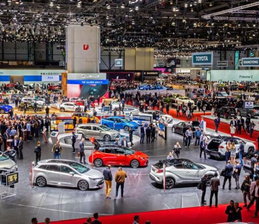 От банана до мороженого: необычные поводы для извинений в автоиндустрии