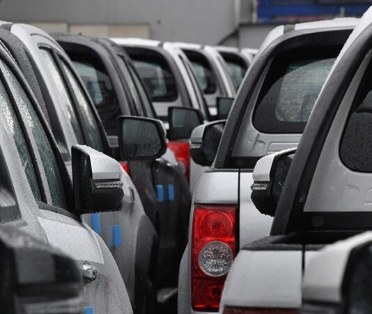 Российские автопроизводители попросили пресечь серый импорт иномарок