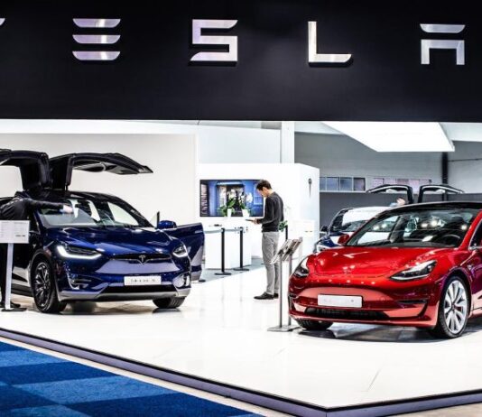 С какими проблемами столкнулся западный автопром. Что происходит