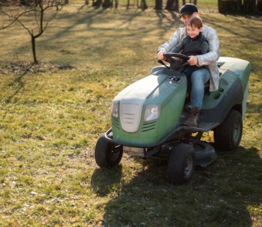 Минитрактор: незаменимый помощник на малом хозяйстве