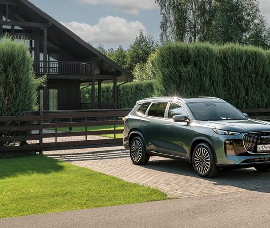 Стали известны цены кроссовера Tenet T8 российской сборки