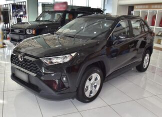 Toyota вошла в число самых продаваемых машин в России. Топ-10 марок