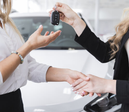 Аренда автомобилей: виды, преимущества и подводные камни