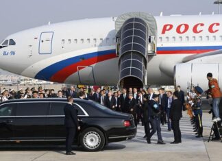 Взгляните на автопарк саммита ШОС. На чем ездили мировые лидеры в КНР