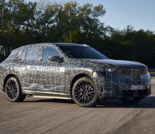 Запрет «правого руля», последствия «утиля» и новый BMW X5. Итоги недели