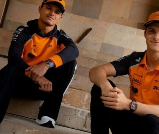 Жак Вильнёв: В какой-то момент McLaren придётся отдать предпочтение Пиастри