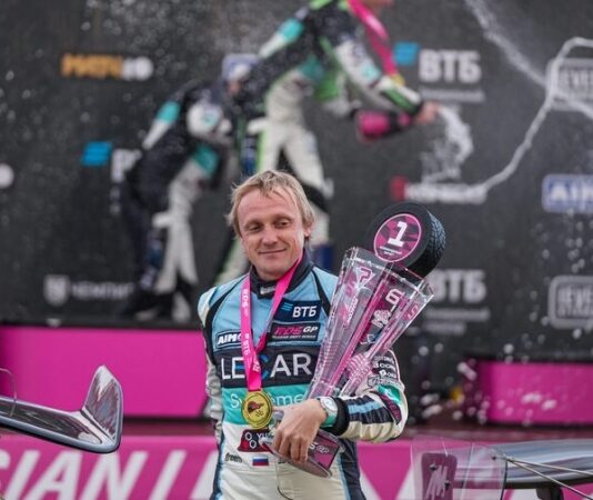 Аркадий Цареградцев стал двукратным чемпионом Гран-при Российской Дрифт Серии