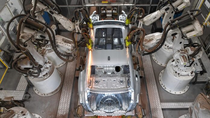 avtomobili-hongqi-mogut-nachat-vypuskat-v-rossii-2f8f5ef