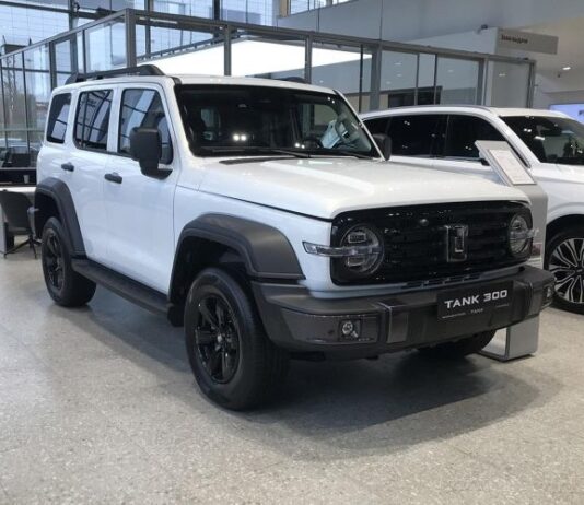 Что будет с продажами автомобилей в России в октябре. Ответ аналитиков