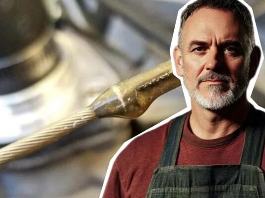 Что означают пузырьки на щупе масла: сигнал серьёзной поломки