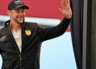 Дженсон Баттон объявил об уходе из гонок