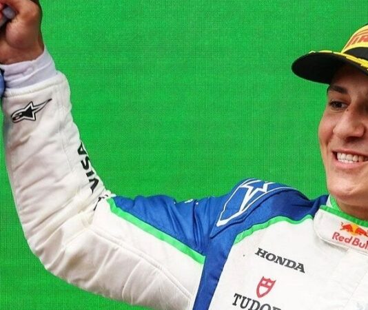 Джонни Херберт: Надеюсь, Red Bull Racing даст Хаджару ещё один год