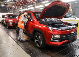 Этим машинам не страшен новый утильсбор. Список, цены и мнение властей