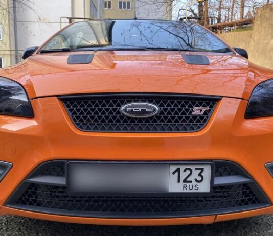 Как быть автовладельцам с госномерами без триколора. Ответ МВД