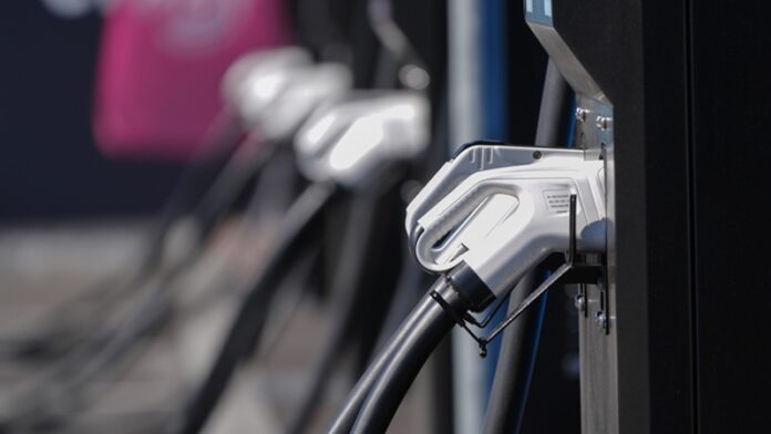 kitaj-iskljuchil-elektromobili-iz-spiska-strategicheskih-otraslej-5aafcc1