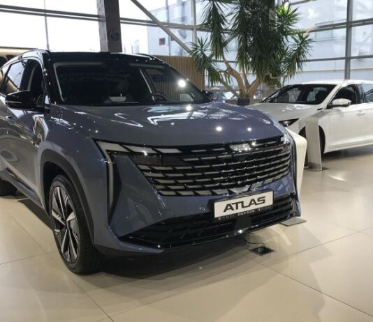 Когда могут заработать новые правила расчета утильсбора. Ответ Мантурова