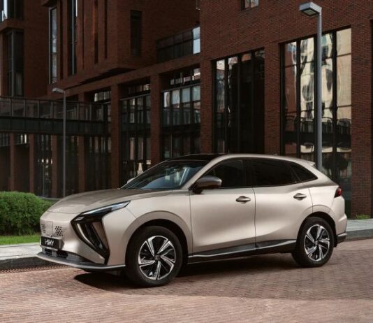 Кроссовер Evolute i-Sky получит новую версию в России. В чем отличия