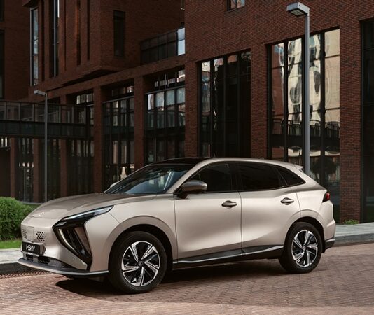 Кроссовер Evolute i-Sky значительно подешевел в России