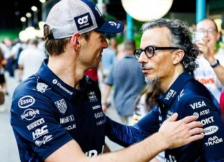 Лоран Мекис: Улучшение результатов связано с работой всей Red Bull Racing