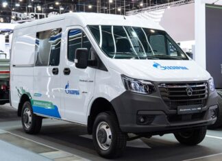 Новый ГАЗ «Соболь» с битопливным двигателем представили в РФ