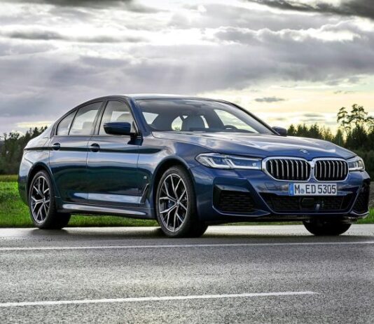 «Одинаковые, но разные». Автоподборщик назвал различия BMW из ЕС и Кореи