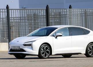 Отечественный электрокар «Амберавто А5» впервые стал бестселлером сегмента