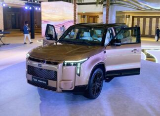 Rox представил новый кроссовер Adamas. Его хотят привезти в Россию