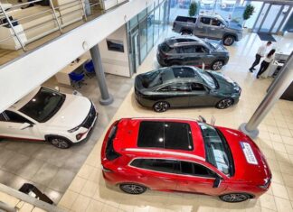 Сколько машин продадут в России в 2025 году. Прогноз АЕБ