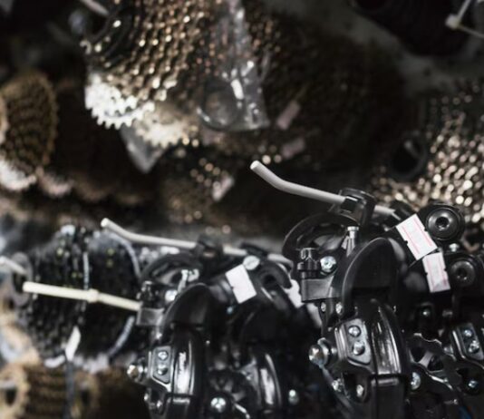 Запчасти для спецтехники: надёжность, совместимость и профессиональный подбор