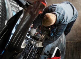 Сервис и техобслуживание автомобилей: помощь профессионалов