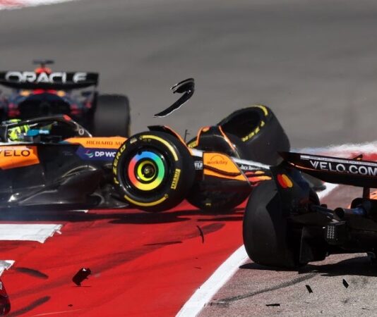 «Типичный гоночный инцидент»: Оруджев — о столкновении McLaren в США