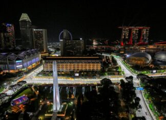 Трансляция второй тренировки Гран При Сингапура Формулы 1