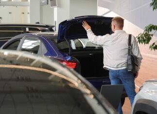 В России зафиксировали снижение цен на новые автомобили