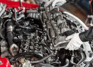 В Россию едут машины из Кореи и США с ржавыми моторами. Чем это грозит