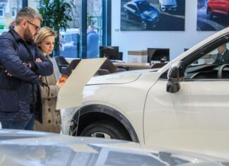 Вот что думают россияне о покупке новой машины до конца года