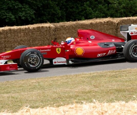 Auto Racer: Ferrari вернётся к задней подвеске 2010 года