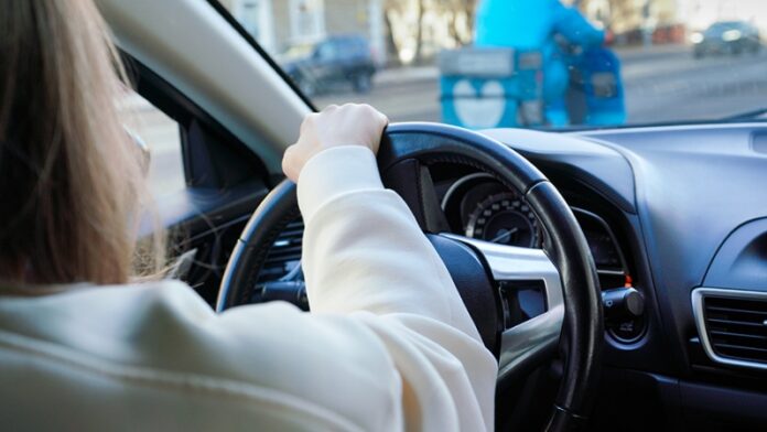 avtomobiljam-snizjat-bally-v-krash-testah-za-navjazchivyh-assistentov-bc3af88