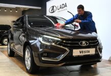 АвтоВАЗ начнет продажи Lada Vesta с новой опцией до конца года