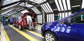 АвтоВАЗ снизил план сборки Lada Iskra в Санкт-Петербурге