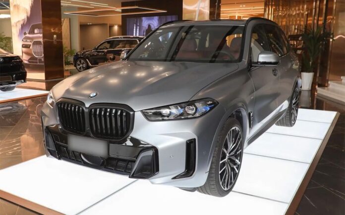 bmw-nabiraet-oboroty-uspeh-tenet-i-rekord-prodazh-trendy-avtorynka-0e70a9f