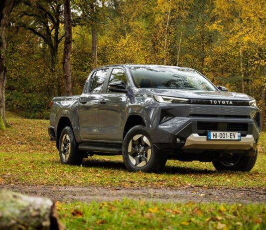 Дефицит иномарок, рейтинг автошкол и россыпь новинок. Итоги недели