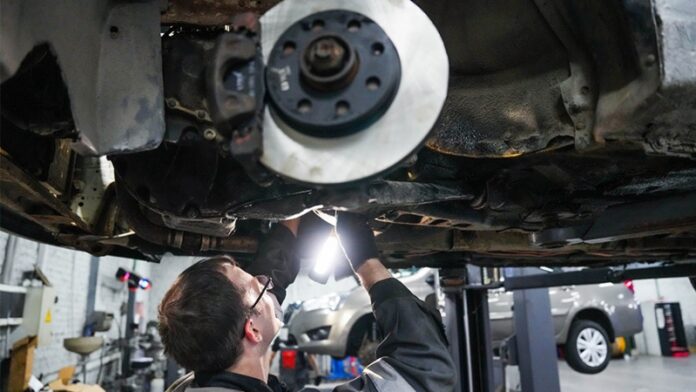 deptrans-rekomendoval-stolichnym-voditeljam-smenit-letnjuju-rezinu-na-zimnjuju-392897b