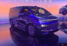 Geely представила люксовый гибридный минивэн