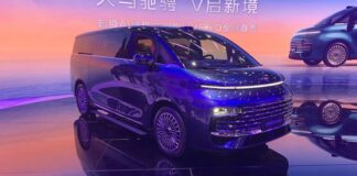 Geely представила люксовый гибридный минивэн