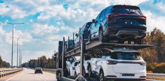 КНР запретила экспорт новых машин под видом б/у. Чем это грозит россиянам